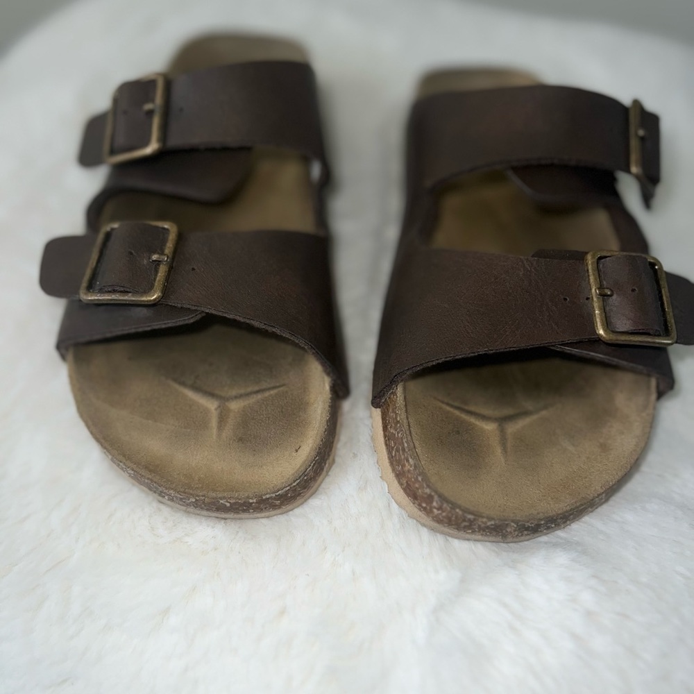 The children’s place sandals